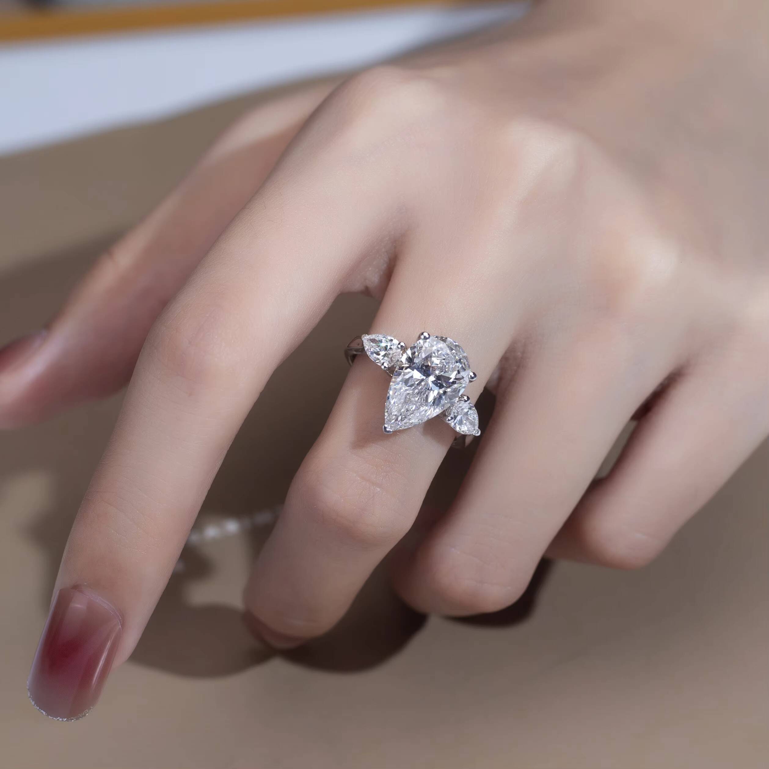 IGI 14k 18K CVD High Quality Pear Cut 5CT D VS1 Lab Grown Diamond Three Stone Rings Wedding Jewelry Ring Engagement Ring