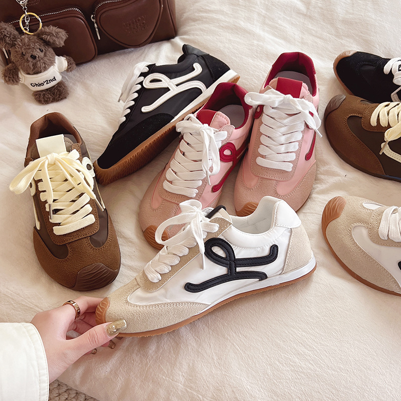 Free delivery designer Unisex board shoes Fashionable and minimalist solid color sneakers with a casual style