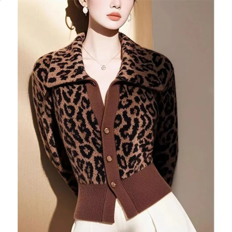 Autumn Winter Fashion Chic Leopard Knitted Cardigan Women Clothing Vintage Y2k Jacquard High Street Sweaters 250121