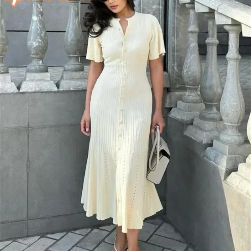 Elegant Knitted Hollow Out Maix Dress For Women Fashion Solid Single Breasted Short Sleeved Slim Dresses Lady Commuting Robe 240715