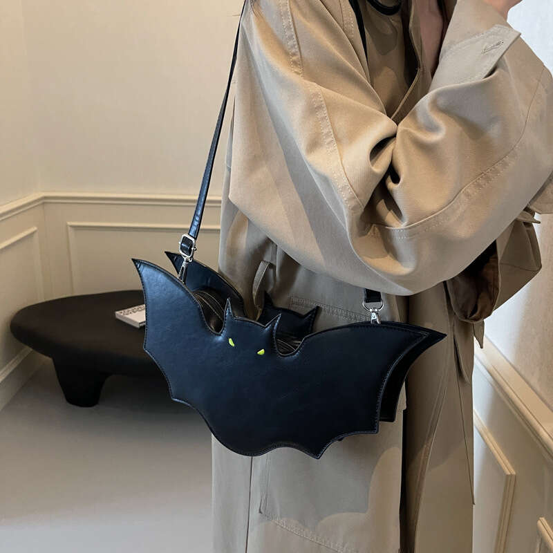 Halloween Spooky Bat for Women 2024 New Style Unique Ladies Niche Design Shoulder Crossbody Bag