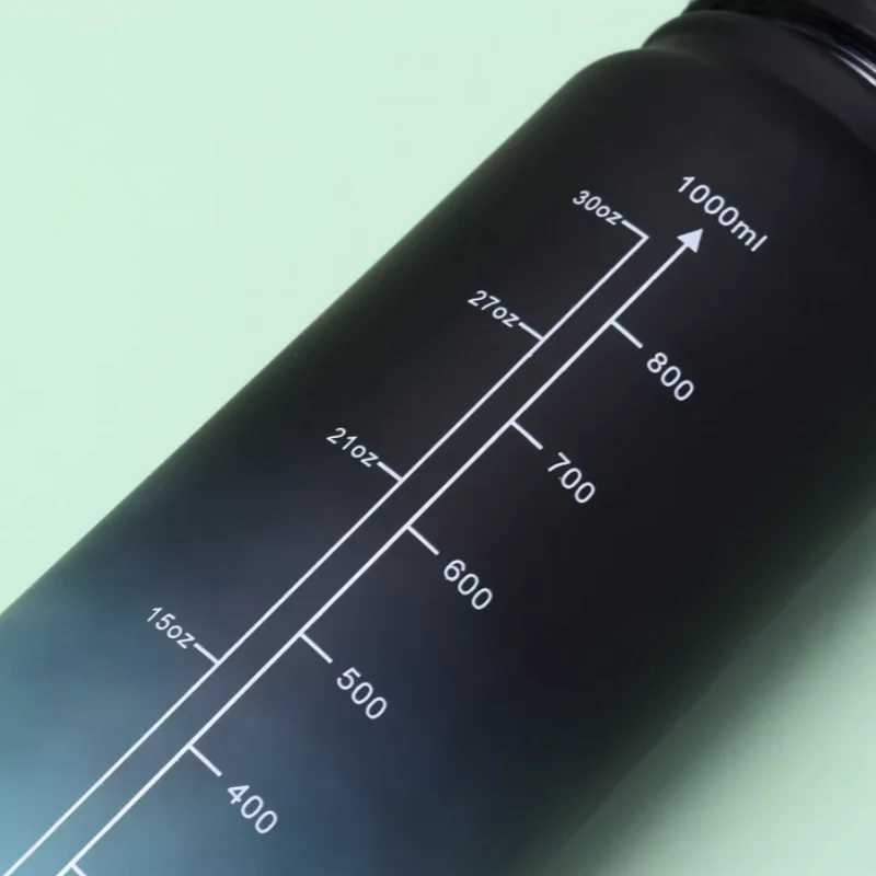 1 Litre Sports Water Bottle Leak Proof Colorful Plastic Cup Drinking Bottle for Outdoor Travel Portable Gym Fitness Jugs J250923