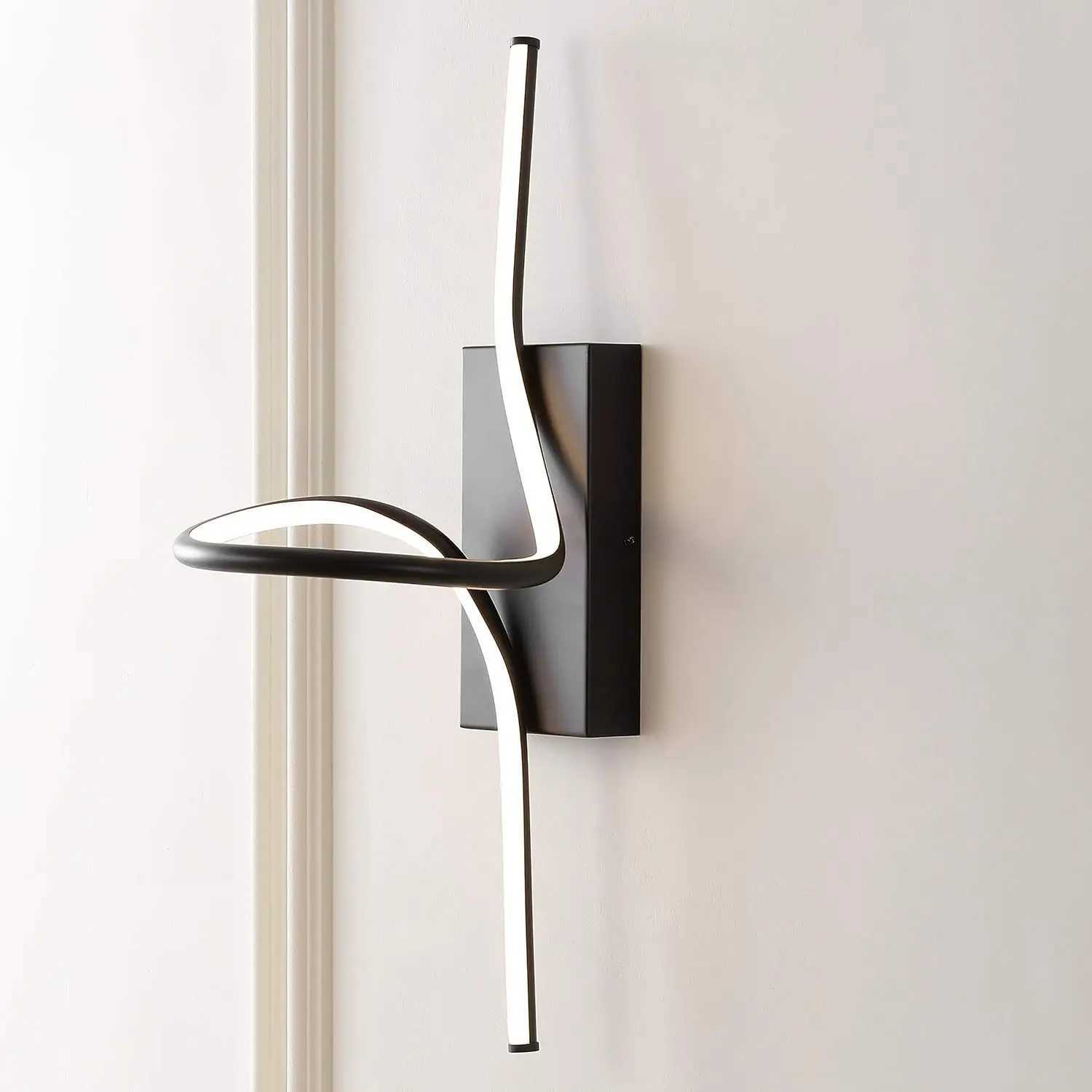 Charging strip wall lamp No punching wiring Touch switch Minimalist aisle Living room background Bedroom magnetic bedside lamp C251124