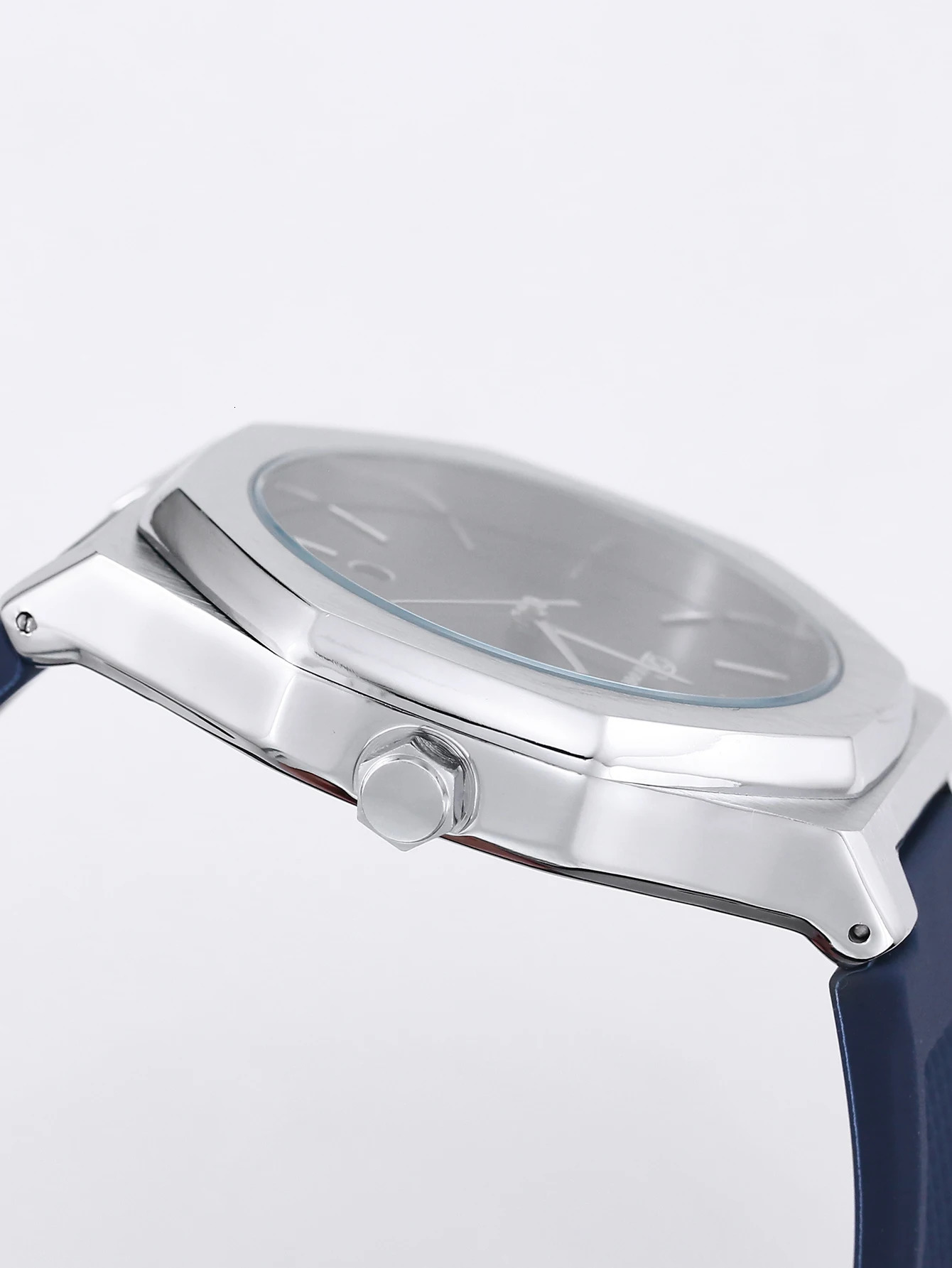 Simple leisure sports mens quartz watch Waterproof casual wristwatch for men 250812