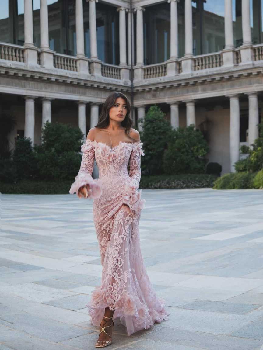 Elegant Lace Mermaid Evening Gown Fashion Off The Shoulder Full Sleeve Prom Dress Side Train Party Gown Customized