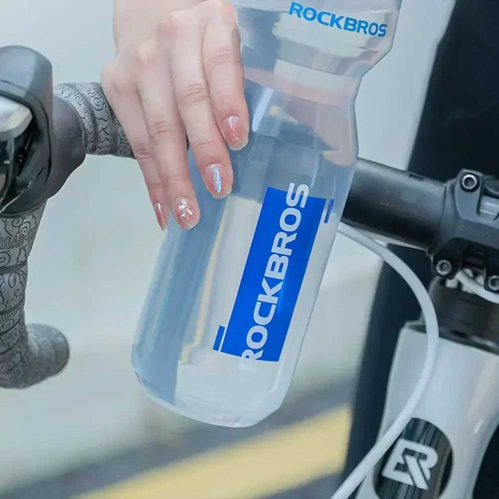Bicycle Water Bottle 750ml Capacity Hiking Water Bottle Portable Fitness Water Bottle Suitable for Cycling Hiking Camping J250923