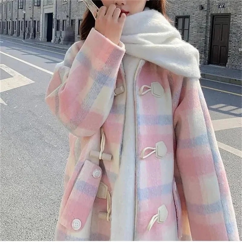 Autumn and Winter Loose Pink Cowhorn Button Woolen Coat Womens Fat Sister Sweet Little Man Woolen Coat V1 240822