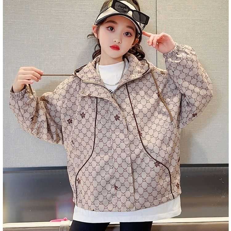 Girls Jacket Spring and Autumn 2025 New Childrens Jacket Stylish Fashionable Spring Outfit Big Girl Korean Version Windbreaker C250923