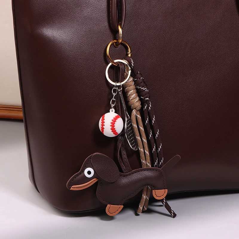 1PC Mens And Womens Pendants Vintage Brown Autumn And Winter Leather Sausage Dog Chocolate For Mobile Phone Bags Keychain D250923