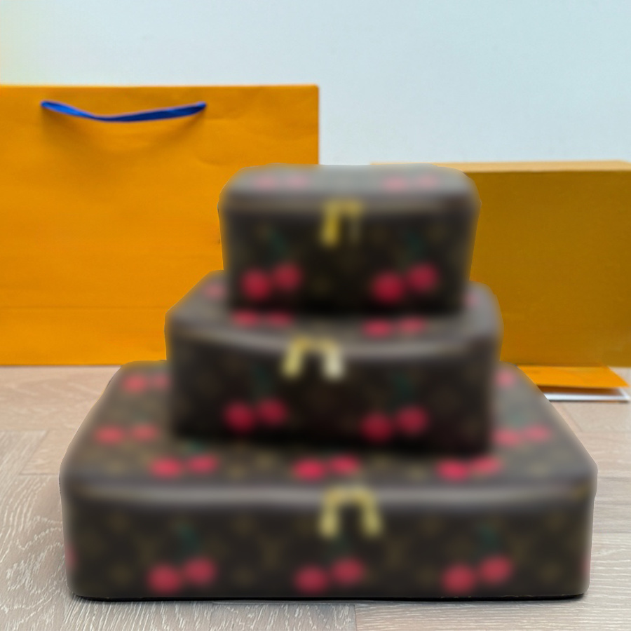 Jewelry Box Designer Storage Box Monogram Makeup Bag Bracelet Leather Flower Letters Cosmetic Bags Rarrings Rings Necklaces Watch Case Packaging Boxes Watch Boxs