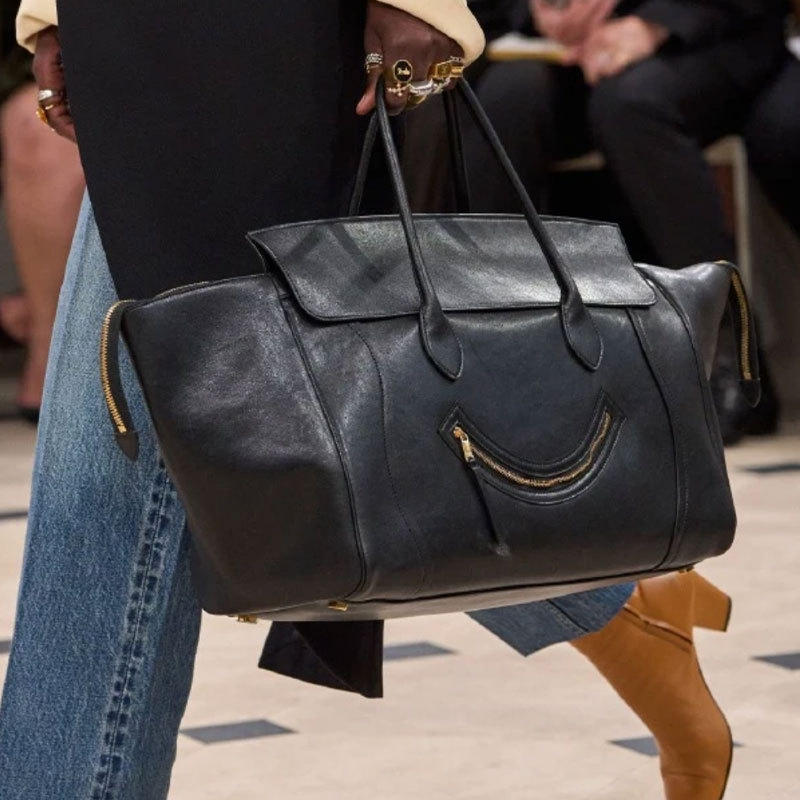 Handbag new smile wing bag large capacity soft leather temperament bag woman simple commuter tote bag woman