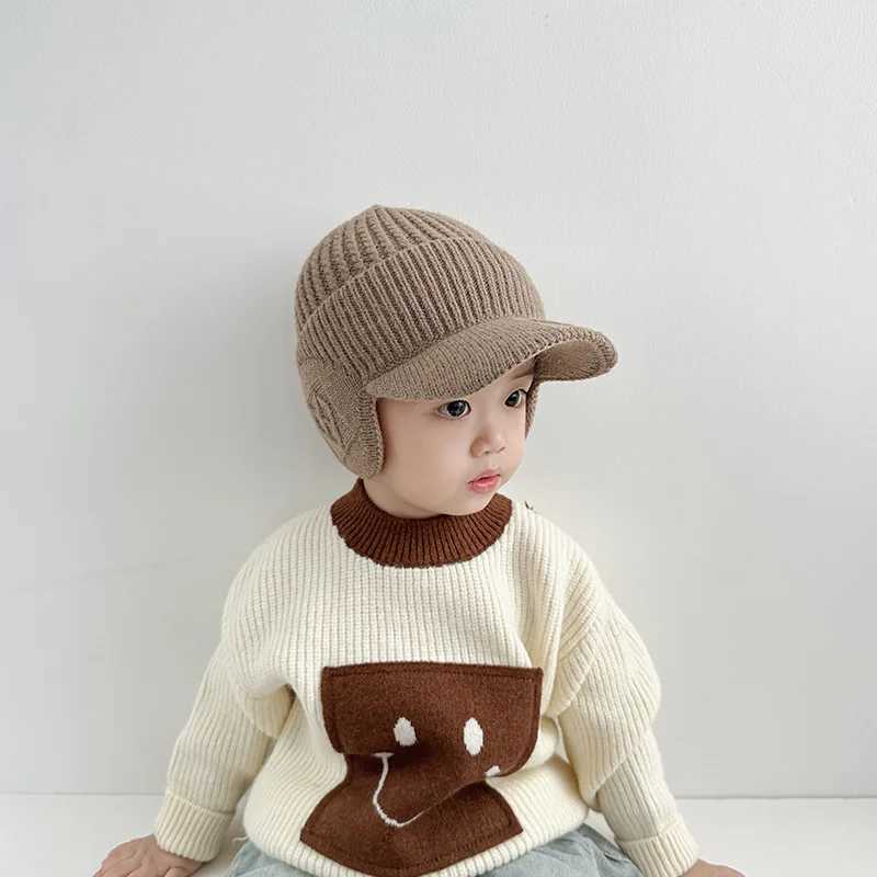 AutumnWinter Childrens Baseball Cap Wool Knit Warm Earflap Hat Versatile Outdoor Duckbill Cap for Boys and Girls Z251029
