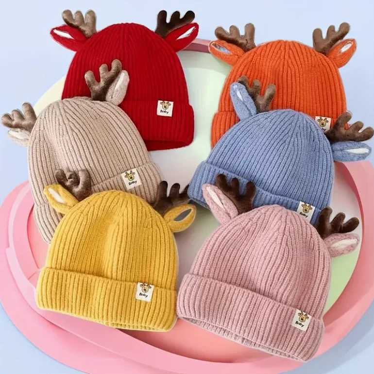 Festive Christmas Reindeer Beanie Hat for Infants Animal Theme Lightweight Christmas And New YearS Gifts Z251029