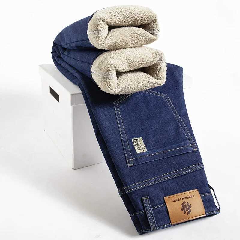 Winter Lamb Fluff Denim Straight Pants Men Thicken Big Size 40 Jeans High Waist Stretch Jeansy Fleece Lined Warm Slim Vaqueros L250923