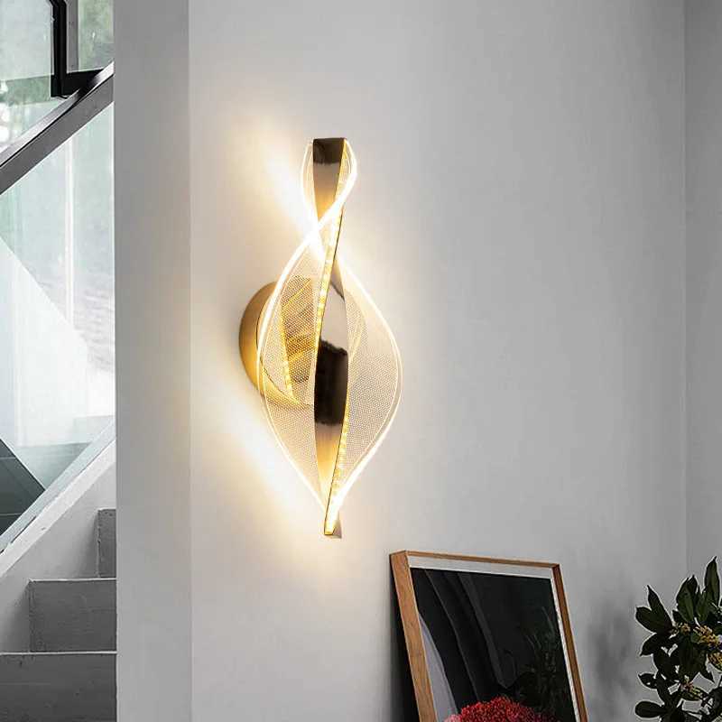 Modern Gold Iron Wall Lamp with Simple Creative Acrylic Lamp Shade Luxury Small LED Wall Light for Living Room Bedroom Bed C251124