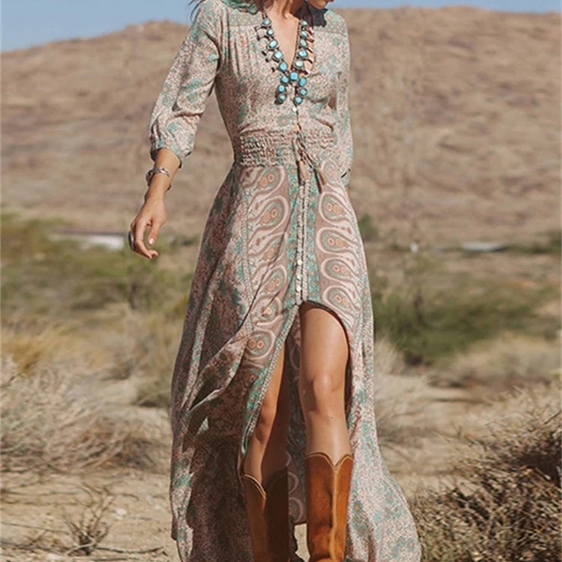 Retro long dress womens chiffon floral print long dress womens summer bohemian big hem polyester beach party dress 240827