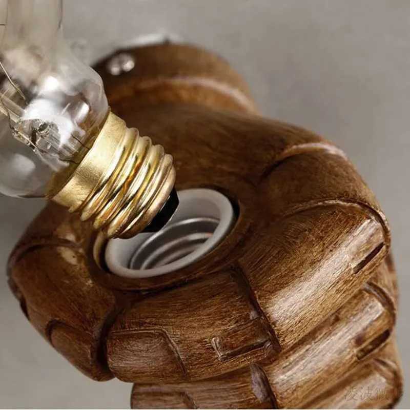 Retro Right Hand Fist Resin Wall Lamp Loft Industrial Wind Decoration Antique Wall Light E27 Bedroom Light Sconce Led Fixtures C251124