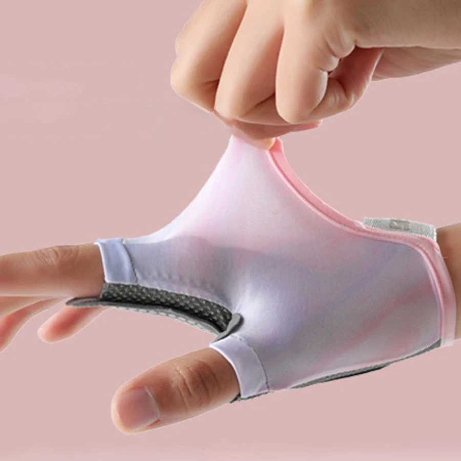 Sports and fitness gloves unisex semi finger breathable equipment training kettlebells bicycle straps wrist guards iron ma J250922