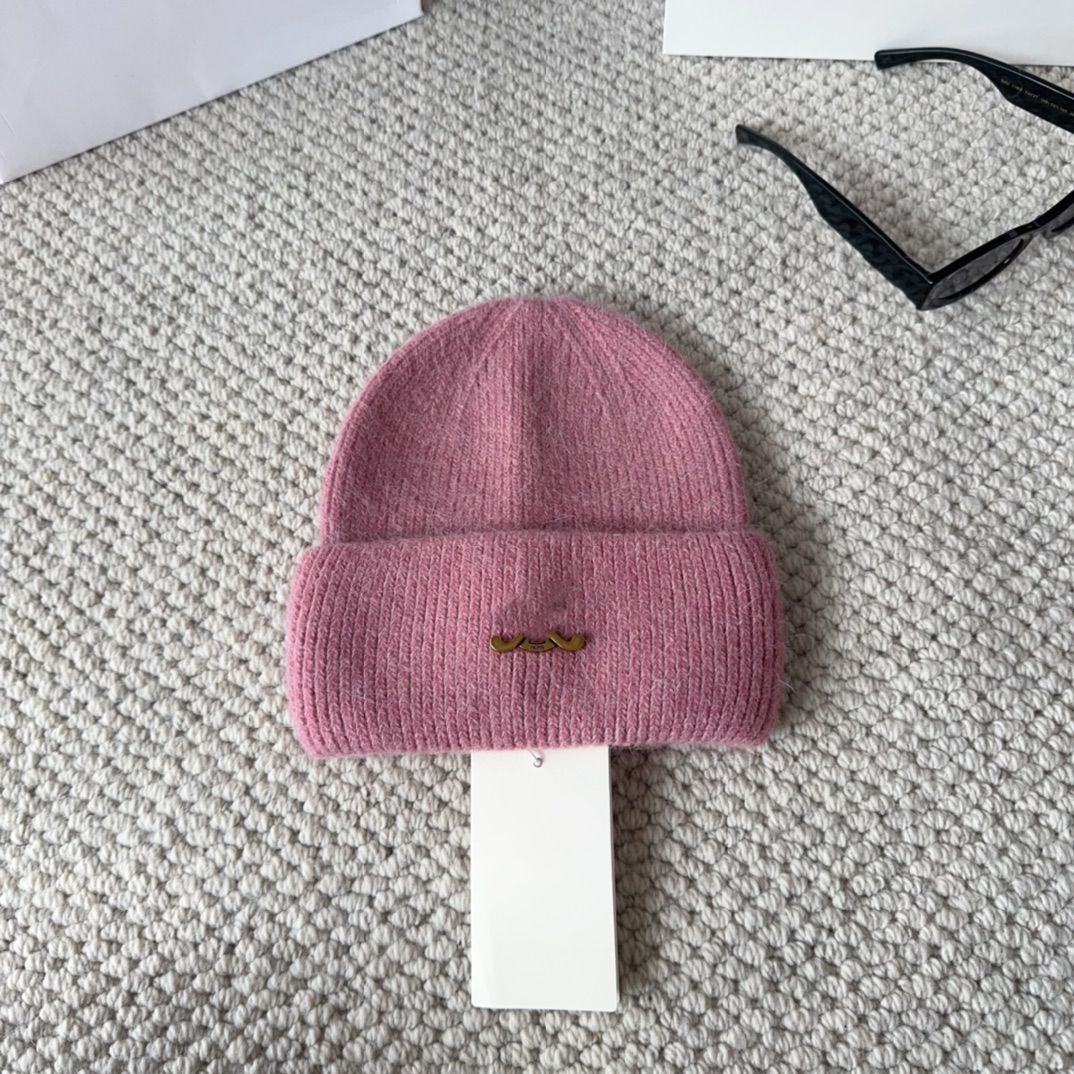 Designer winter knitted beanie warm and lightweight knitted hat fashionable unisex knitted beanie