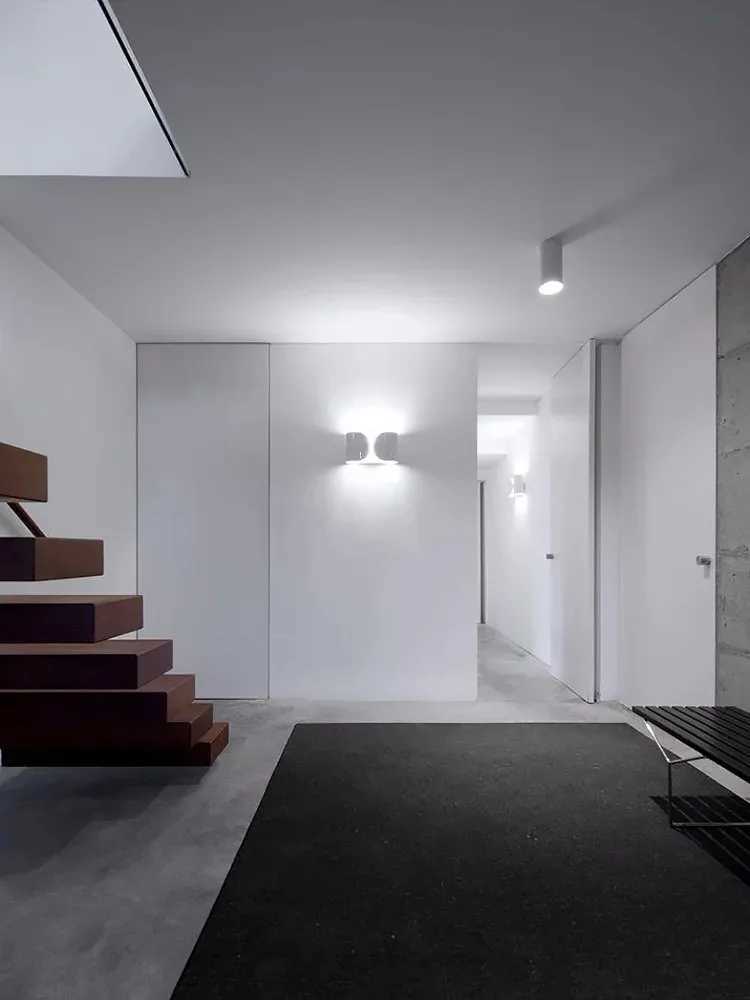 Delicate Italian Simple Led Wall Lamp Modern Wall Light Indoor Decor for Bedroom Bedside Aisle Black Gold White Metal Wall Lamp C251124