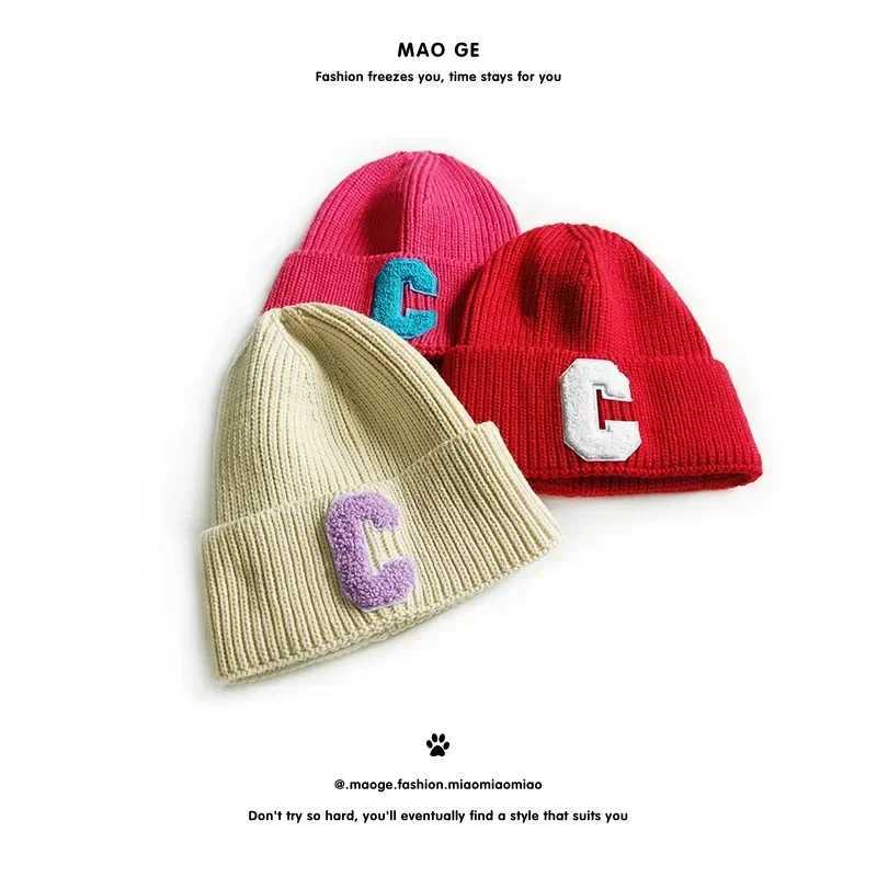 Fashion Unisex Winter Knitted Beanie Hat with Big C Letter Korean Style Skull Cap Soft Hip Hop Casual Bonnet for Men And Women D250923