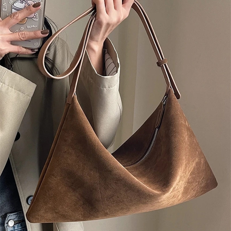 Vintage Suede Tote Bag For Women Autumn Winter Large Capacity Commute Shoulder Crossbody Bags Fashion Trend Underarm Bags 240909