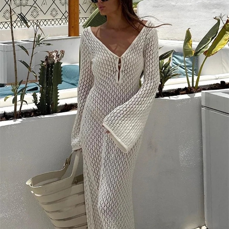 Sexy Women White Long Knit Sleeve Bikin Fashion Cover up Female See-Through Deep V-Neck Hollow-Out Beach Knitwear Backless Dress 240715