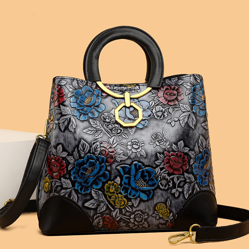 2025 hot selling women's shoulder bag new embossed pattern fashionable multifunctional designer women's shoulder horizontal handbag