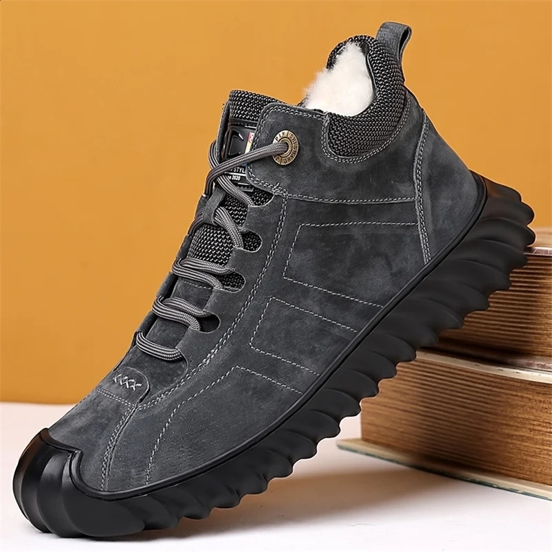Men Casual Snow Boots lace up high top plush Warm Winter Shoes Men Hiking Boots Outdoor fashion Sneakers Man cotton shoes 240909