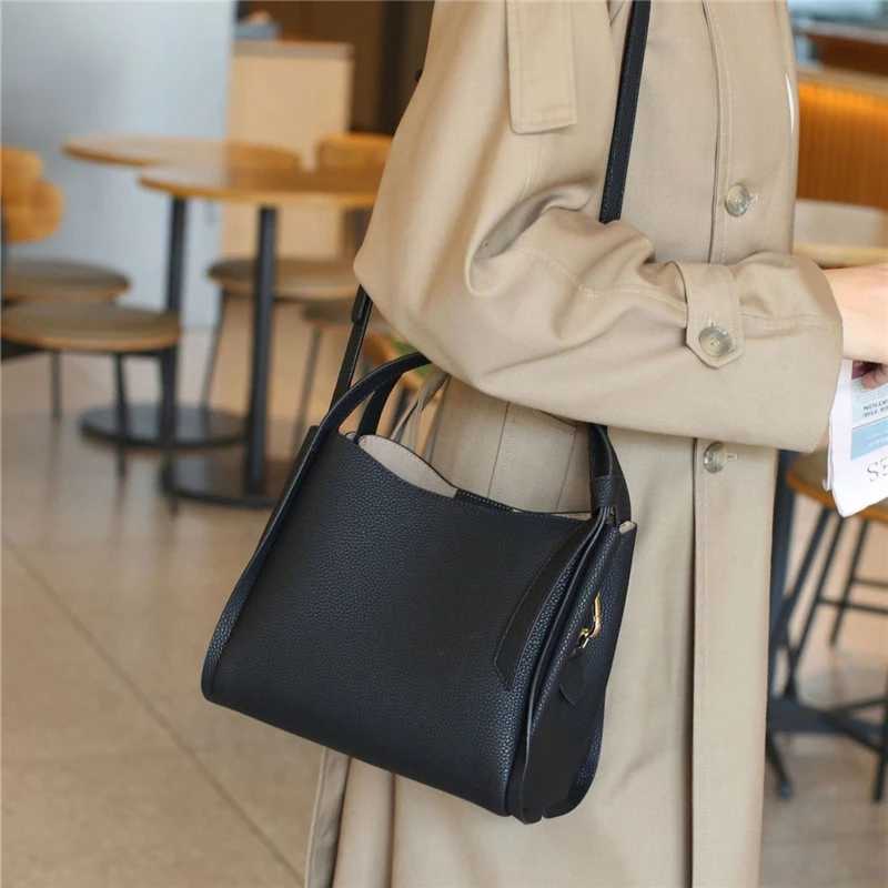 Burminsa Cowhide Genuine Leather Bucket Tote Handbags For Women 2025 Luxury Designer Basket Work Ladies Shoulder Crossbody Bags J251025