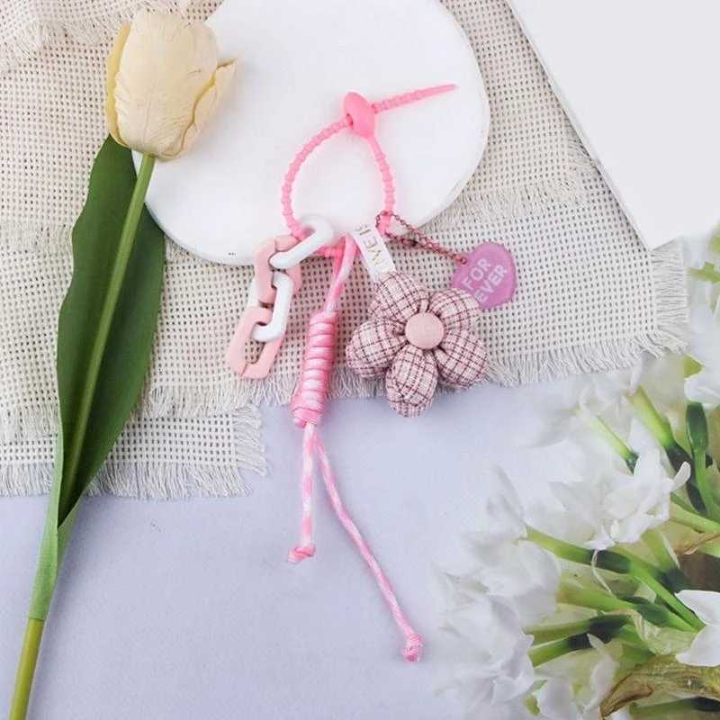 E8FB Delicate Flower Keychain Bag Pendant Fashionable Key Holder Bags Accesories Suitable For Everyday Commute And Travel D250923