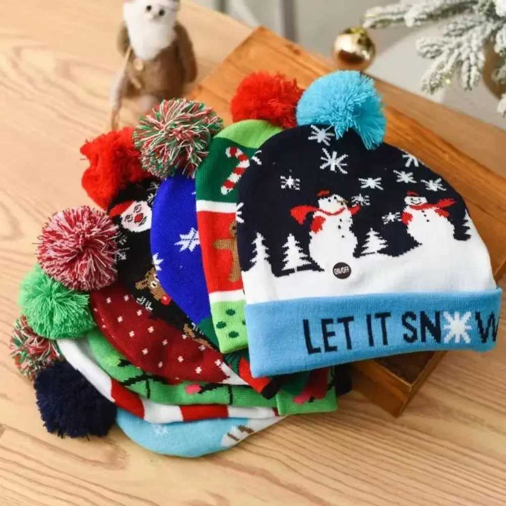 New Year LED Christmas Hat Sweater Knitted Beanie Christmas Light Up Knitted Hat Christmas Gift for Kids Xmas Decorations Hat Z251029
