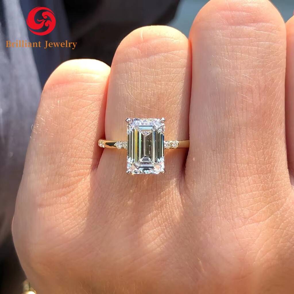 Luxury Designer 14K 18K Solid Gold Custom Band Ring Trendy HPHT CVD Emerald Cut Lab Grown Diamond for Engagement or Wedding