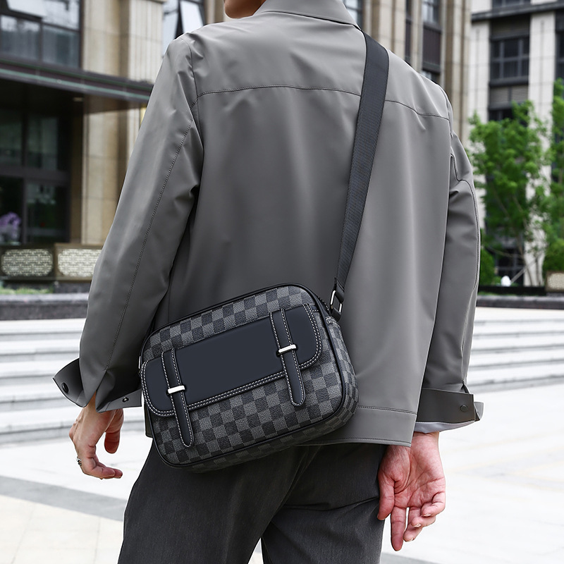Designer crossbody bag man commuter shoulder bag casual check printed mailman bag outside small backpack