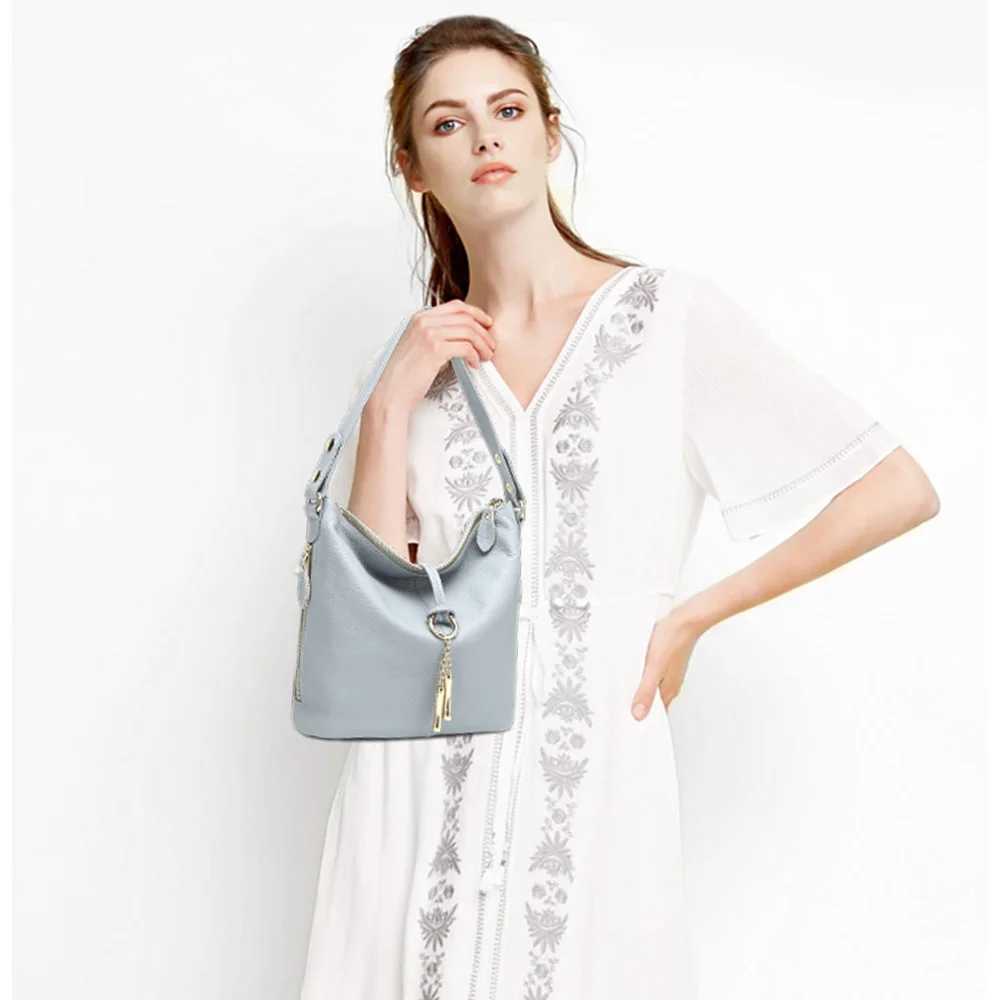 Zency Elegant Blue Women Shoulder Bag 100 Genuine Leather White Hobos Handbag Lady Messenger Purse Charm Lock Decoration Red J251025