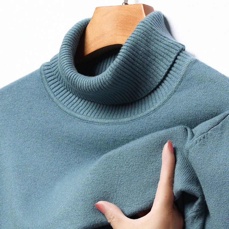 2025 Turtle Neck Casual Mens Rollneck Knitted Sweater to Keep Warm Mens Jumping Woolen Sweater 241113