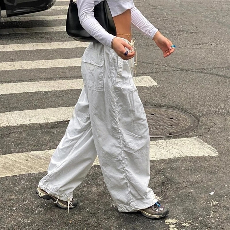 QWEEK Techwear Sweatpants Women Baggy Hip Hop Parachute Cargo Pants Y2k Low Waist Streetwear Casual Loose Wide Leg Joggers Pants 240820