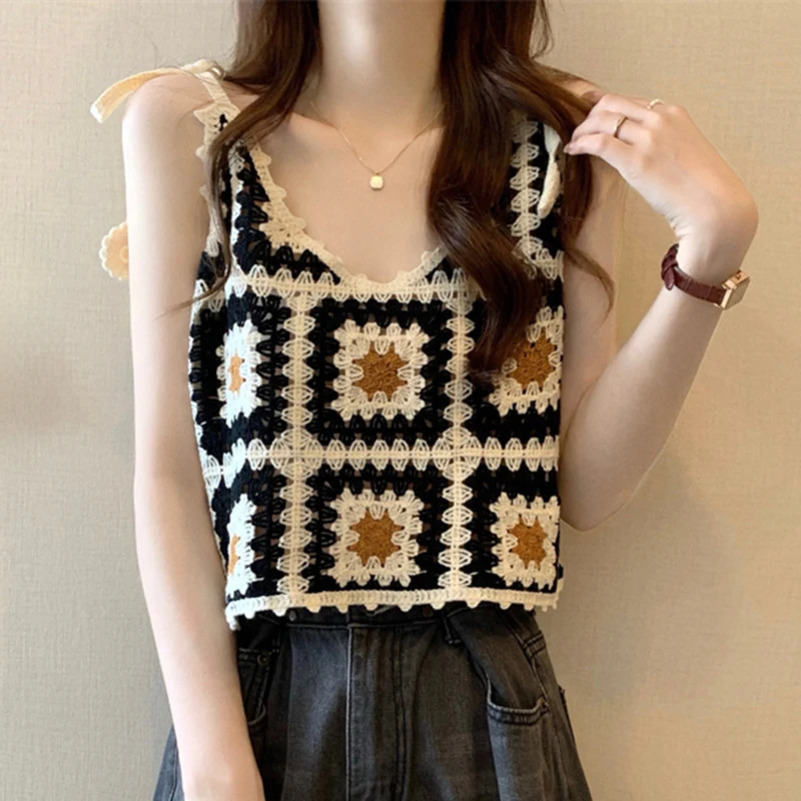 Granny Square Crochet Tank Top with Tie ShouOpen-Knit Crop Camis Women Vintage Boho Chic Summer Beach Vacation Outfit 250417