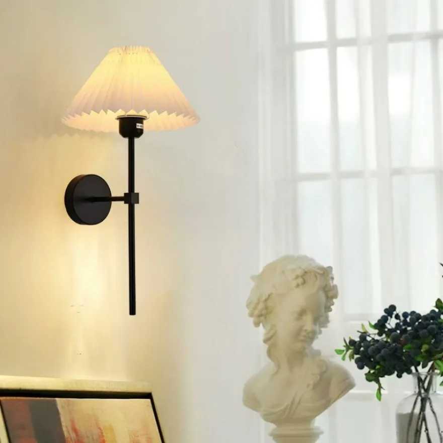 Nordic Fabric Wall Lamp Living Room Corridor Indoor Lighting Hotel Bedroom Bedside Decor Lamp E27 Retro Pleated Wall Light C251124