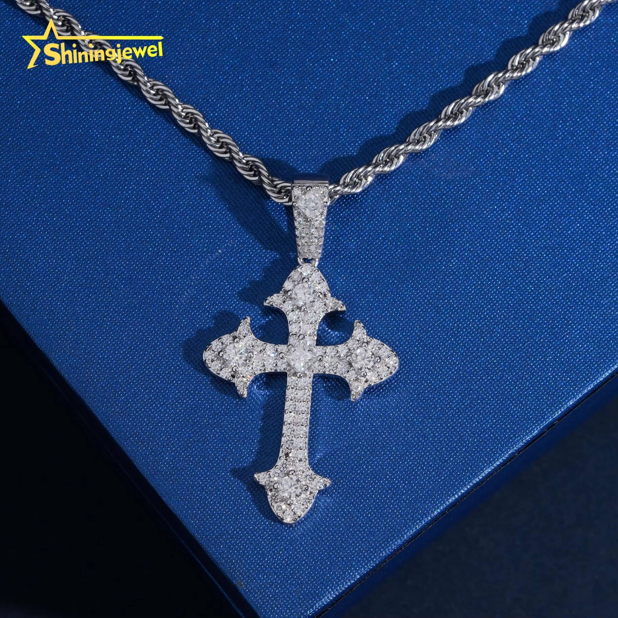 Iced Out Diamond USA Warehouse Custom Charms Hip Hop Jewelry Pendant 925 Silver VVS Moissanite Cross Pendant GRA Certificate