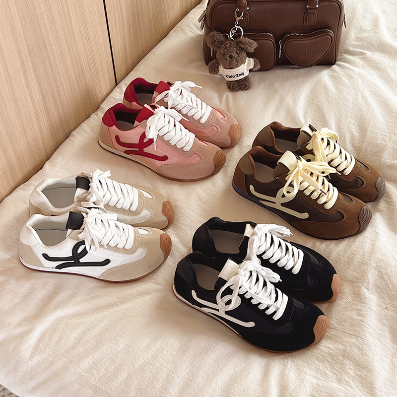 Free delivery designer Unisex board shoes Fashionable and minimalist solid color sneakers with a casual style