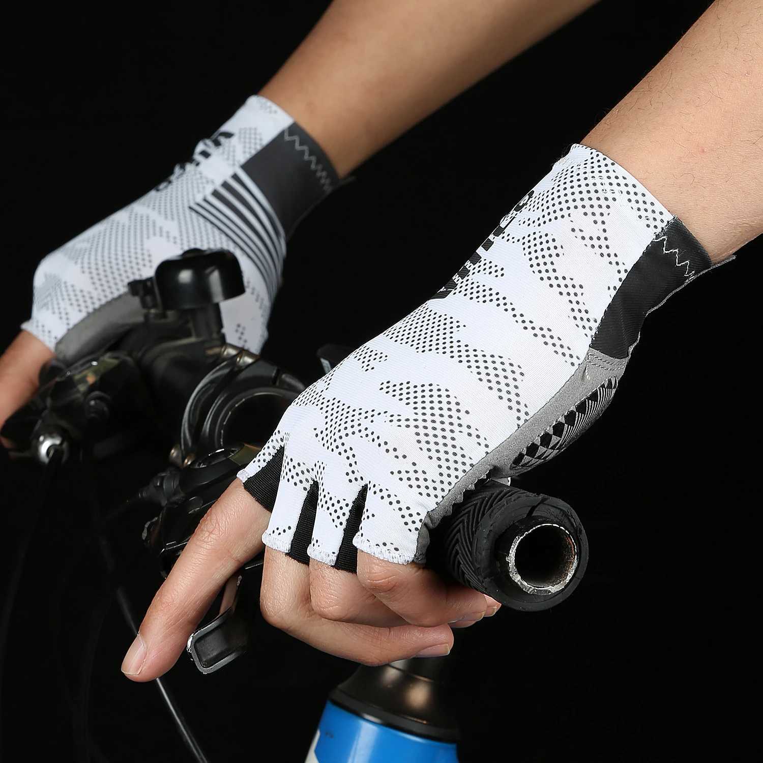 2025 Summer Cycling Gloves for Men ShockAbsorbing Padded Breathable Bicycle Gloves MTB Road Mountain Bike Riding Gloves J250922