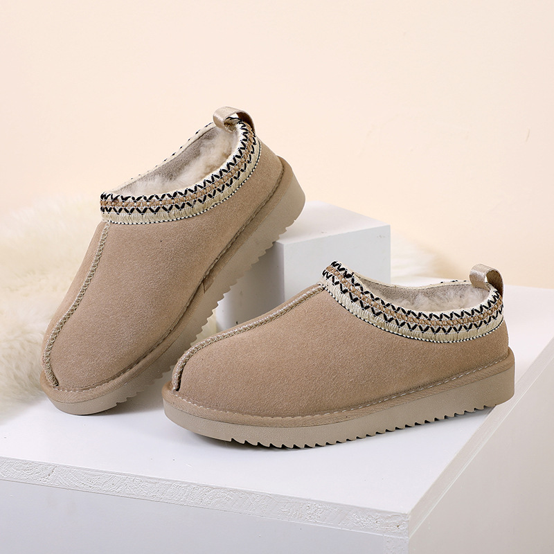 hot free shipping designer shoes Anti slip snow boots autumn and winter new style for wearing velvet toe cover semi trailer women's shoes black g