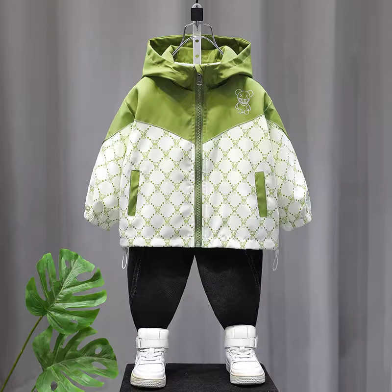 Boys Jacket Spring and Autumn 2025 New Fashionable Bear Hooded Trench Coat for Boys Autumn Stylish Top C250923