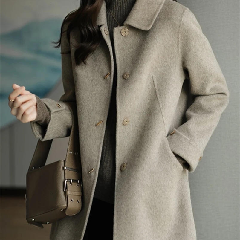 Woolen Coat Slim Fashion Office Lady Square Collar Single Breasted Winter Coats for Women Wide-waisted Pocket Black Coat 240822