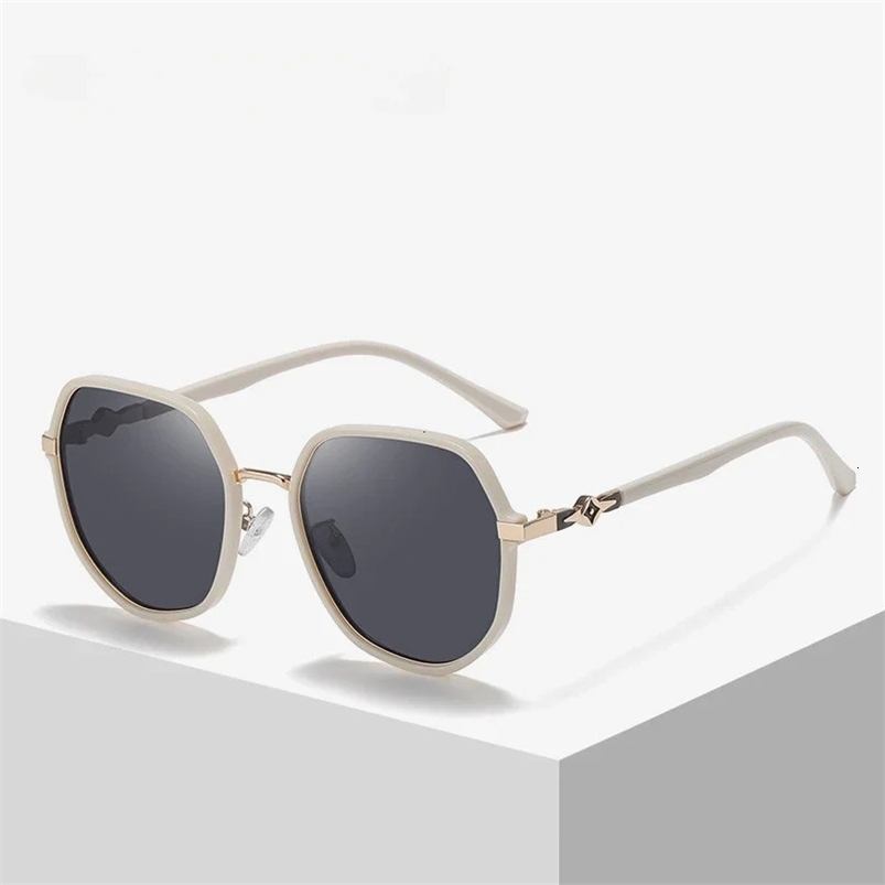-75 -100 -125 Polarized Sunglasses Ultra-Light Tr90 Large Frame Glasses Face Covering Sunglasses for a Slim Look Female Fashion 240712