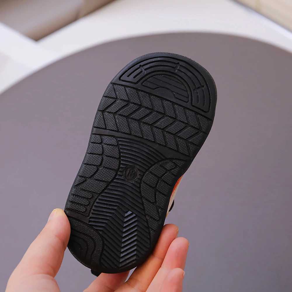 PU Leather Sport Shoes For Children 2025 Designers Baby Boys Girls Sneakers Ergonomics Antislippery Toddler Kids Sneakers J2510271