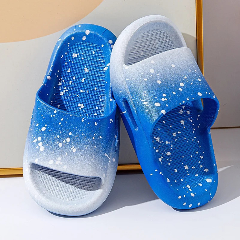 Summer Child Shoes Gradient Color Slippers Boy Girl Sandals Slippers Indoor Shower Anti-slip Slippers Kids Beach Casual Sandals 250408