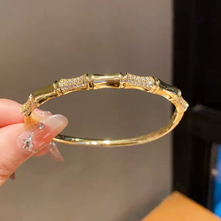 designer bracelet Real gold electroplated zircon wer Korean ins high-end feeg bracelet, niche commuting new handmade accessory for women