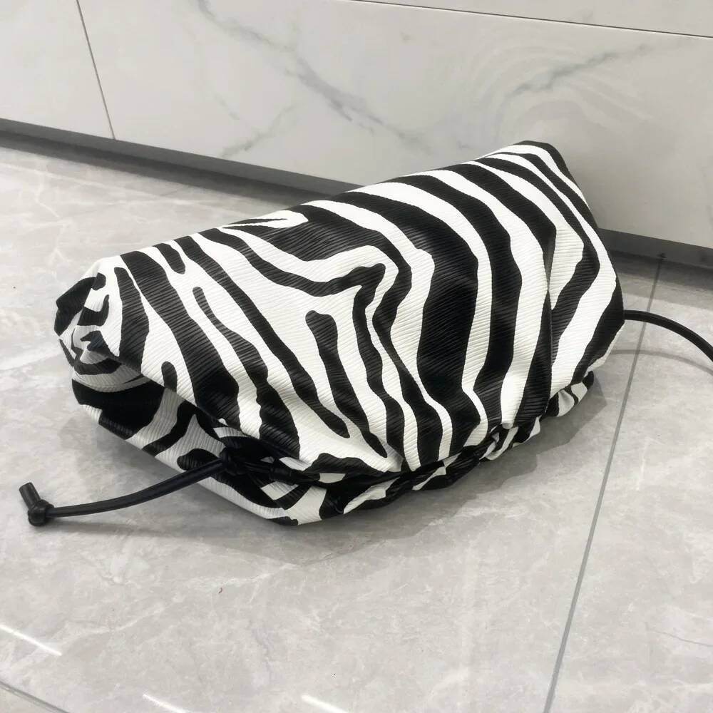 New Design Pleated Cloud Clutch Zebra Print Shoulder Sling Crossbody Mini Bag for Evening Parties & Daily Use high-quality